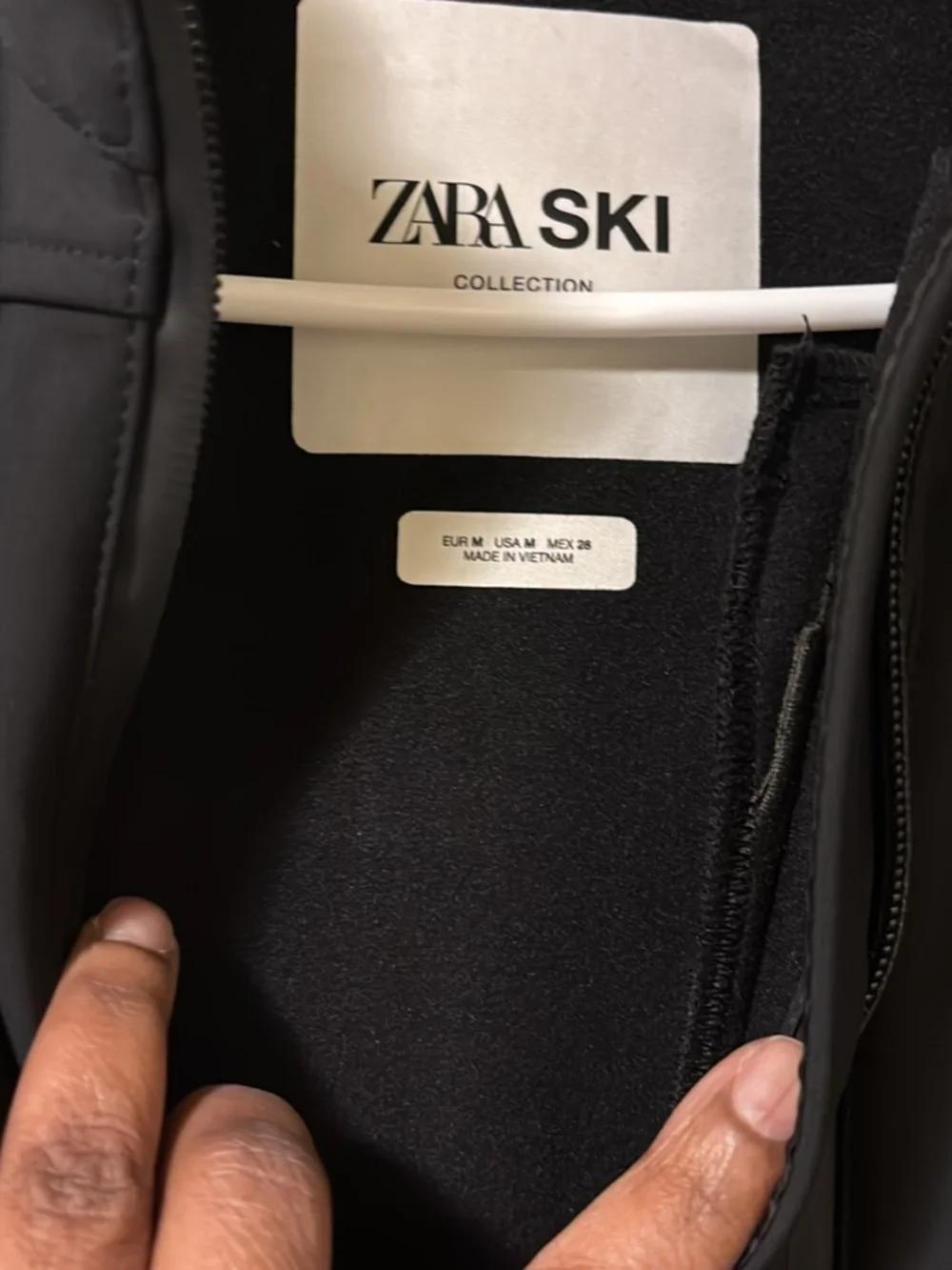 Zara - Picture 3 of 5